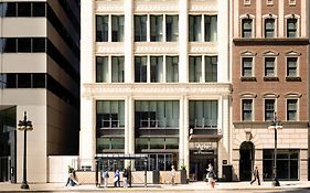 Arlo Chicago 4*